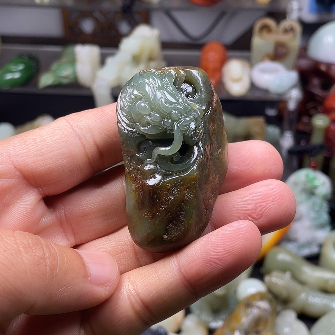 修***缘和田玉（糖玉）未镶嵌颈饰