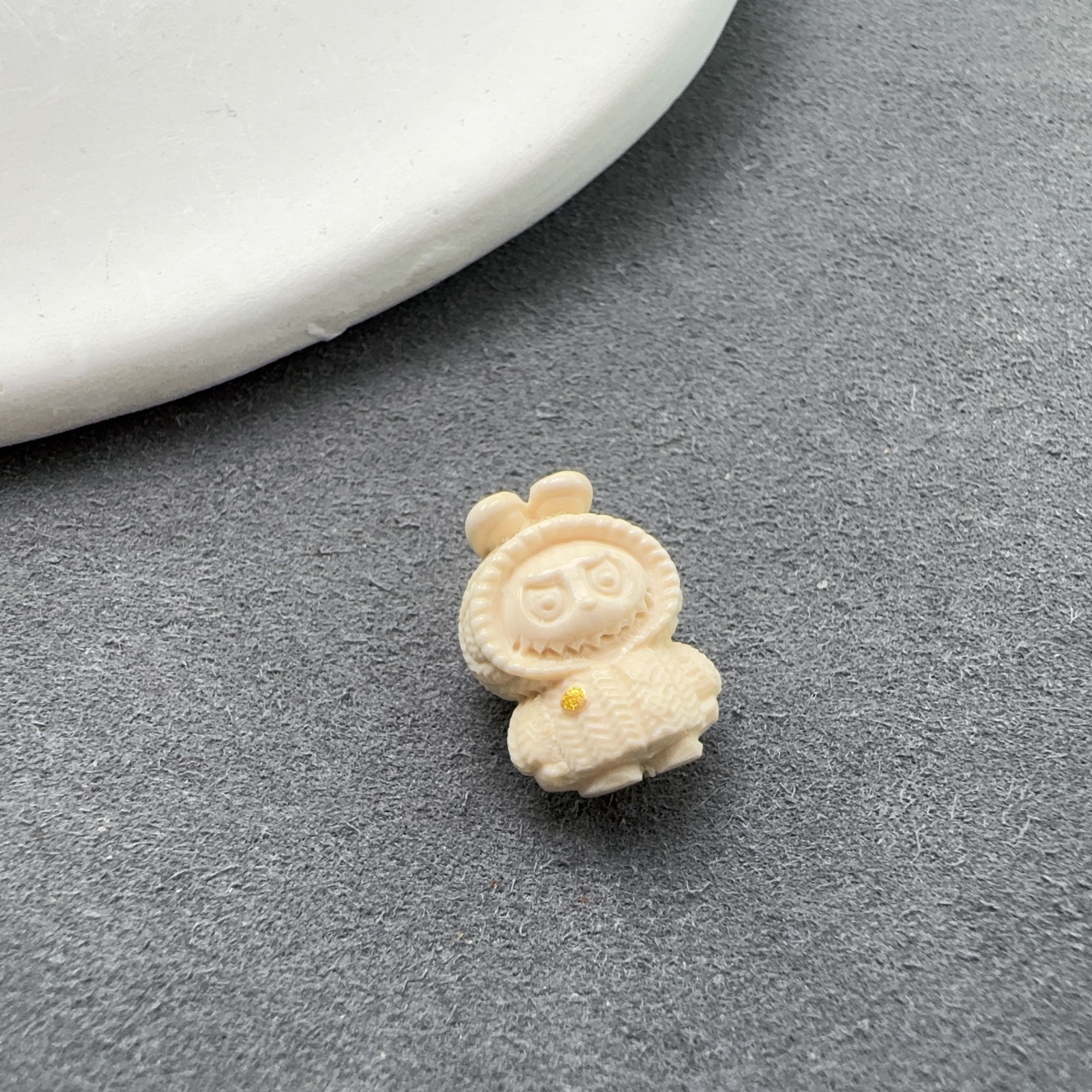 猛犸牙布布雕刻件