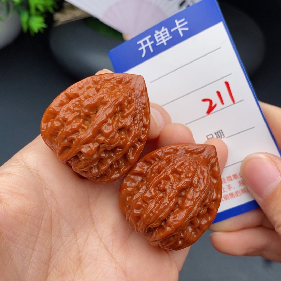 文玩核桃把件35佛塔211