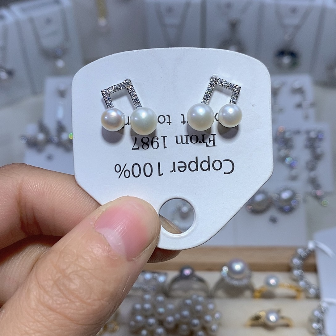 淡水珍珠耳饰未镶嵌