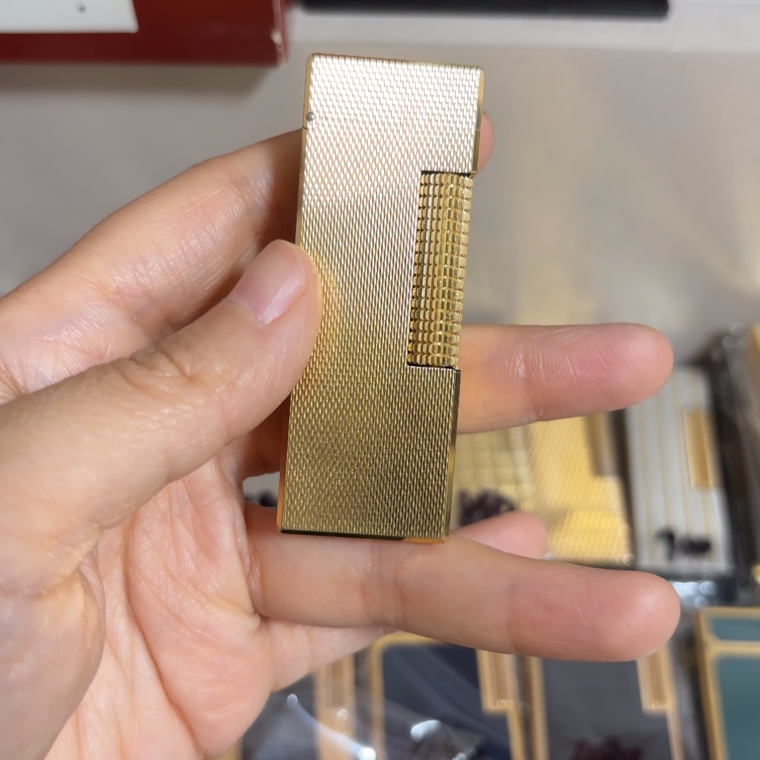 都登卡中古打火机