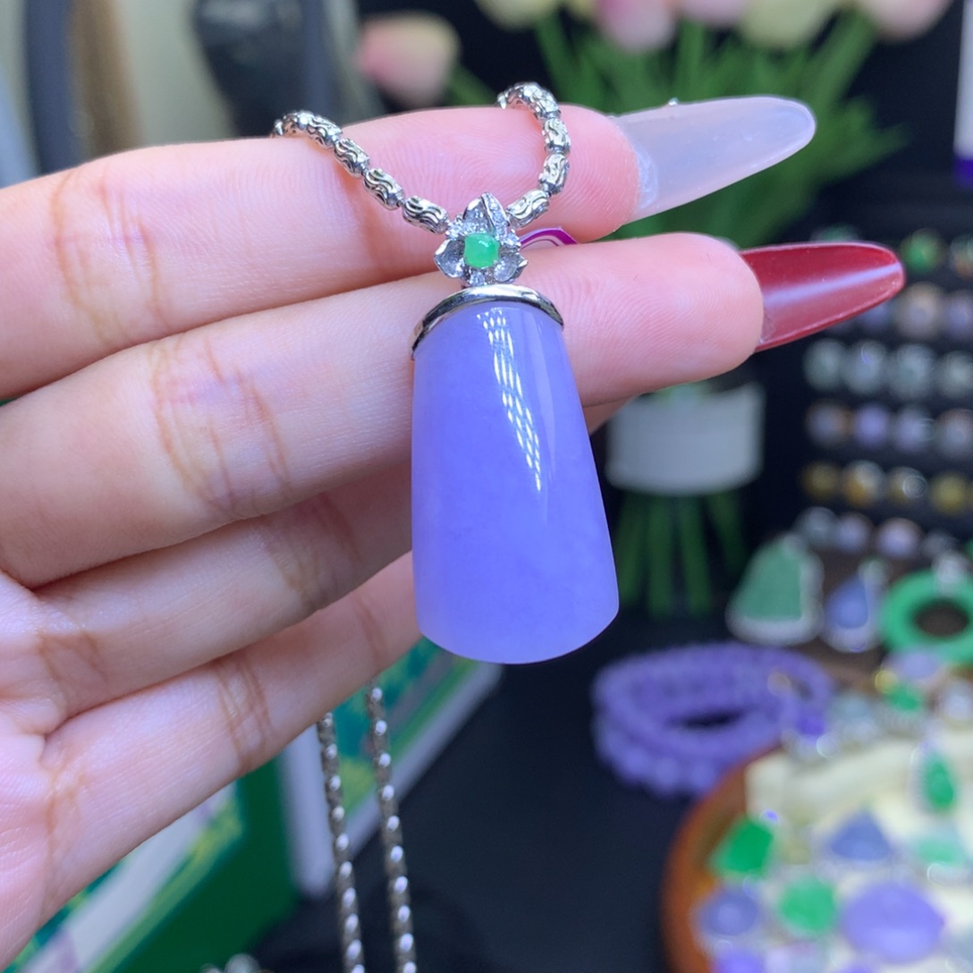 翡翠颈饰18K金镶嵌天然