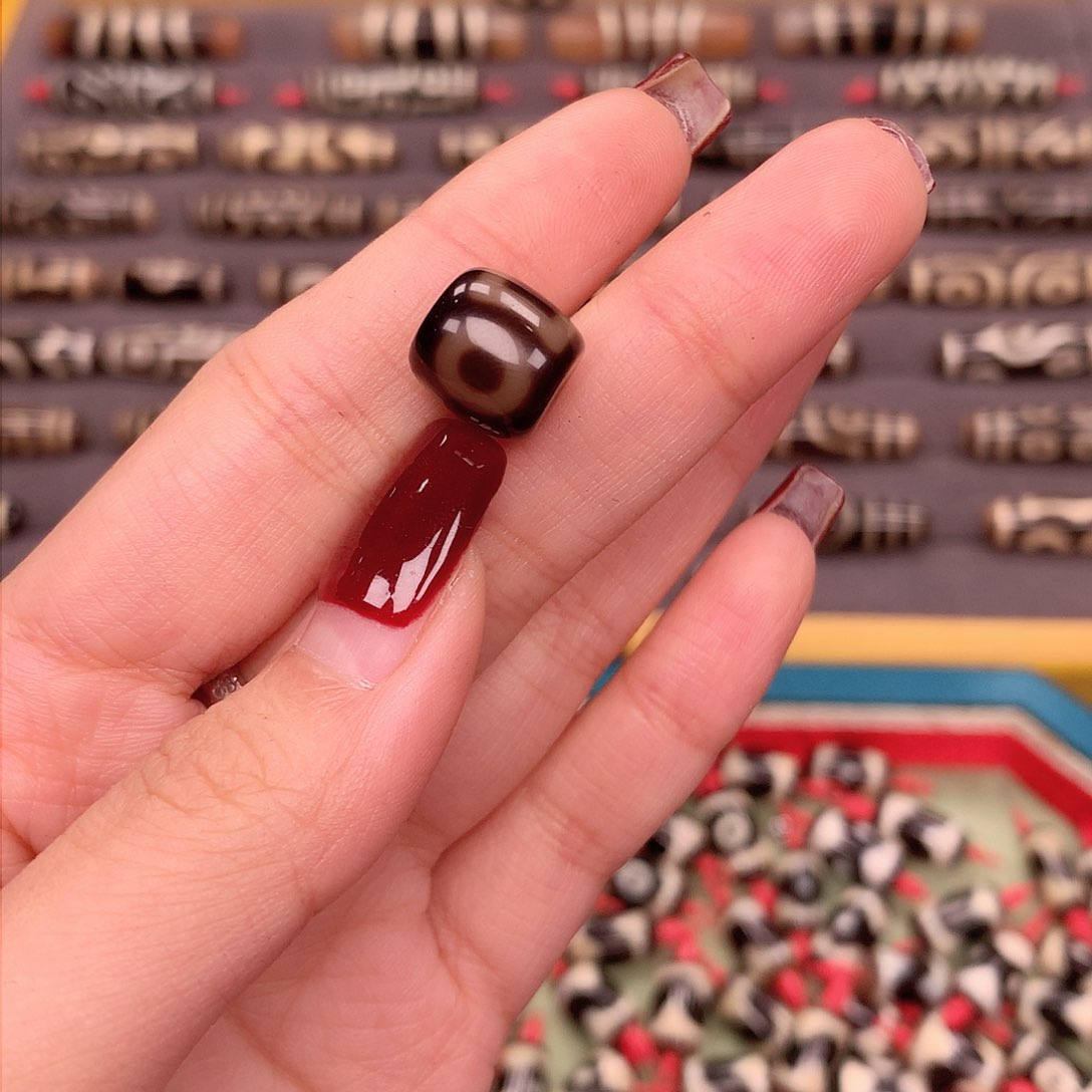 玛瑙/玉髓珠宝半成品未镶嵌?