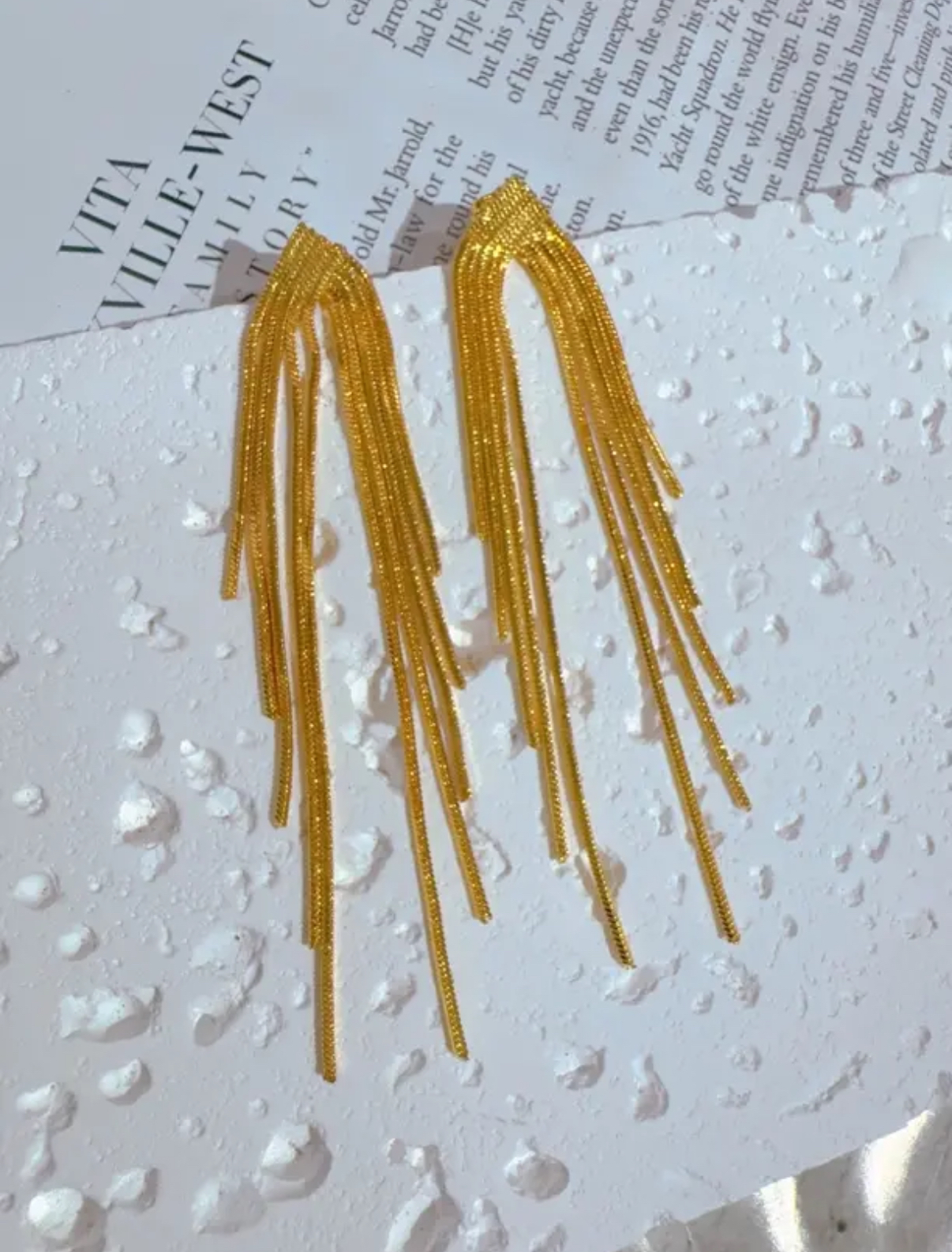 铜合金耳饰 铜合金耳饰 经典时尚款流苏耳环高级轻奢