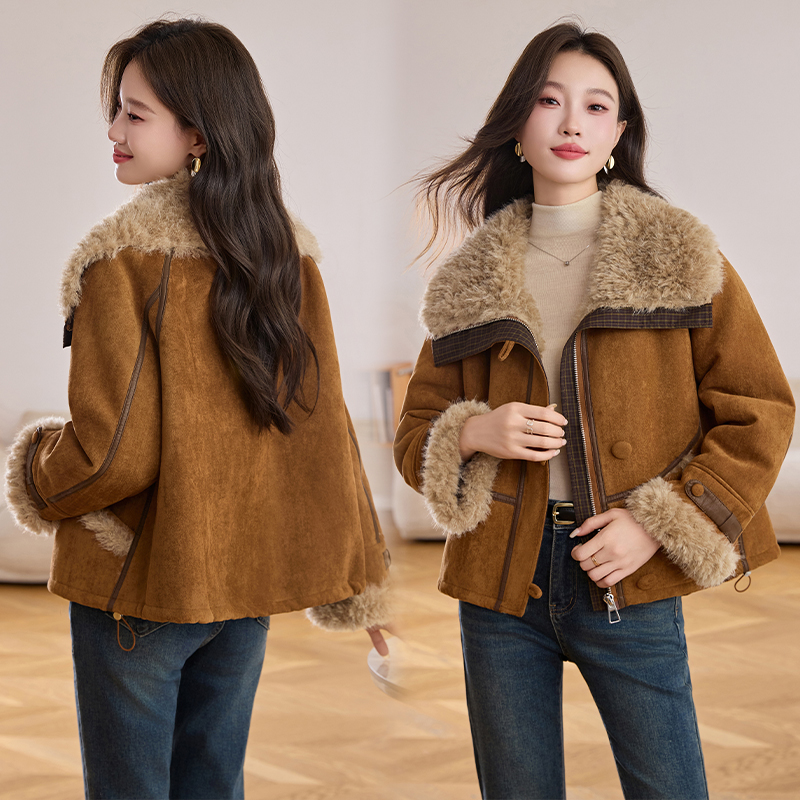 2025冬新款韩版宽松休闲百搭麂皮绒羊羔毛拼接皮毛一体外套女加厚