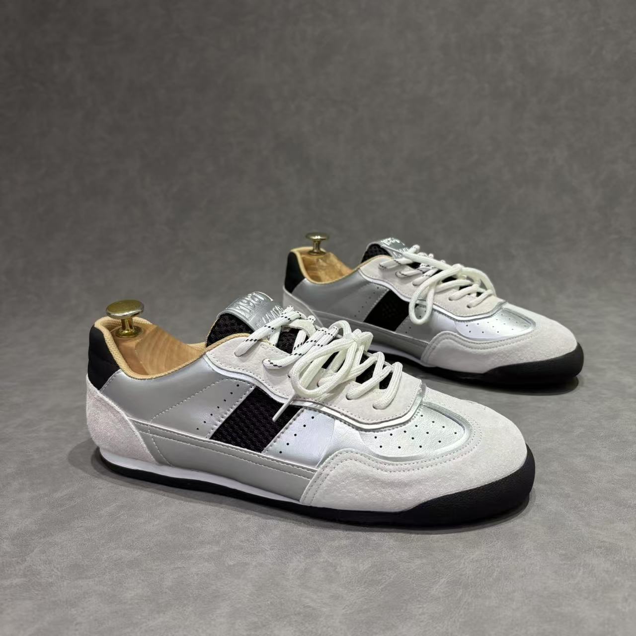 潮牌银色百搭男士德训鞋低帮软底经典款T头鞋时尚百搭板鞋阿甘鞋