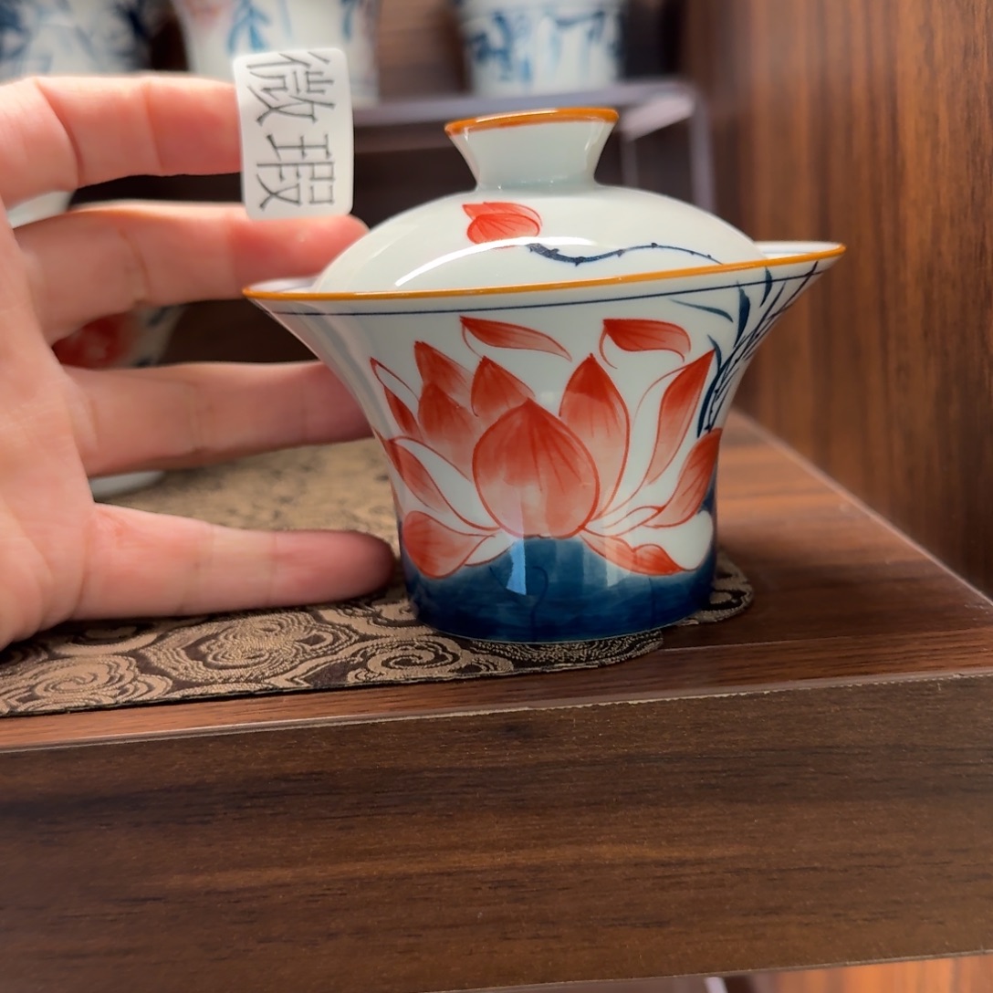 釉下手绘茶具微瑕