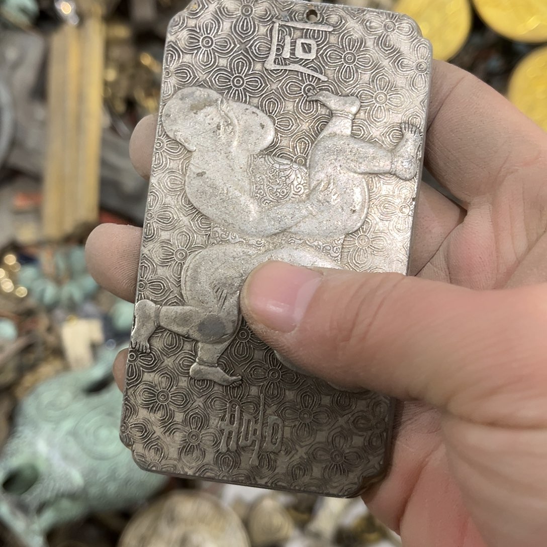 方***圆闪电购铜摆件工艺品