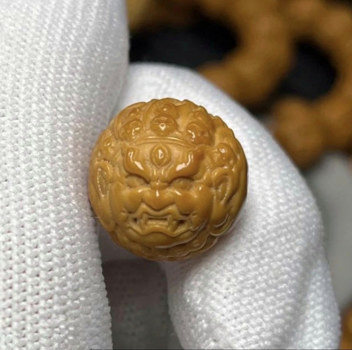 猴头核桃精雕黄财神单颗