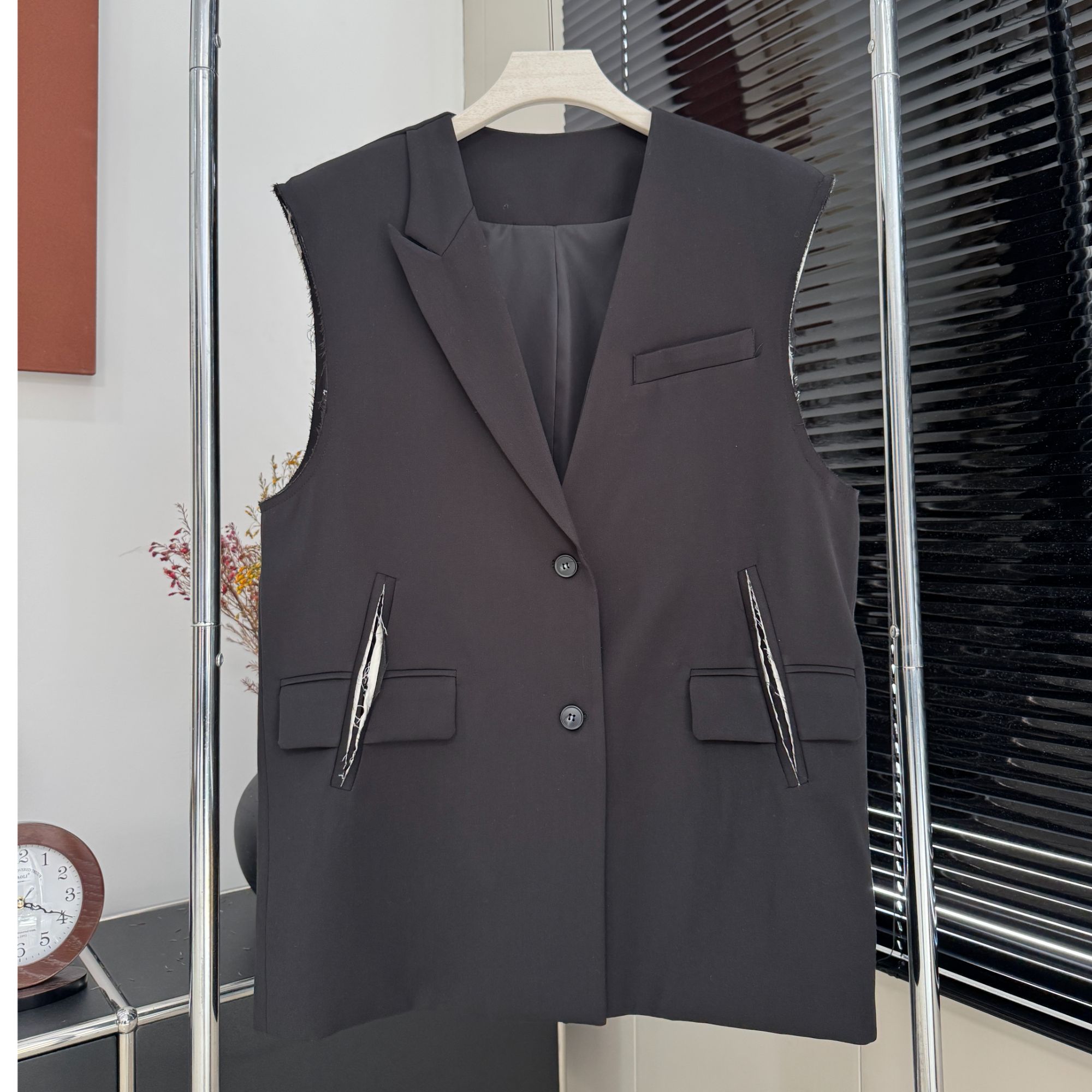 做旧设计感挺阔宽松时尚西装马甲