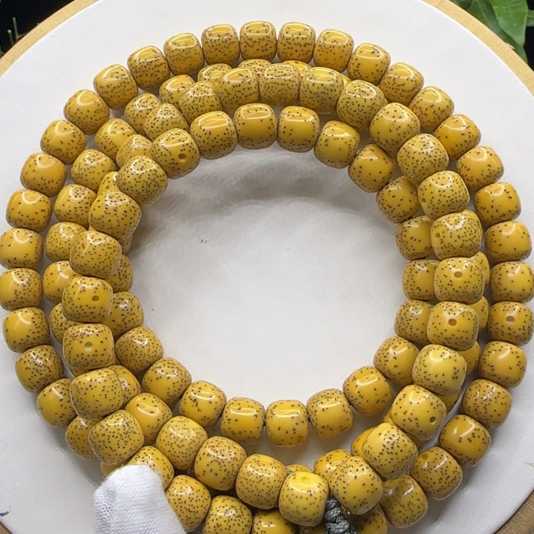 手串星月菩提鸡油黄半臂留白10×9同枝果b3