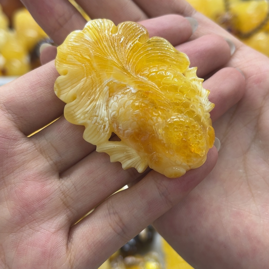 琥珀颈饰未镶嵌天然琥珀俄料微瑕65克价