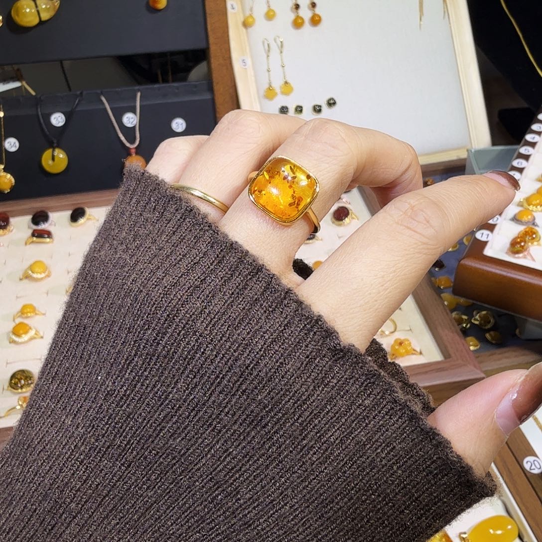血珀银S925镀金镶嵌戒指