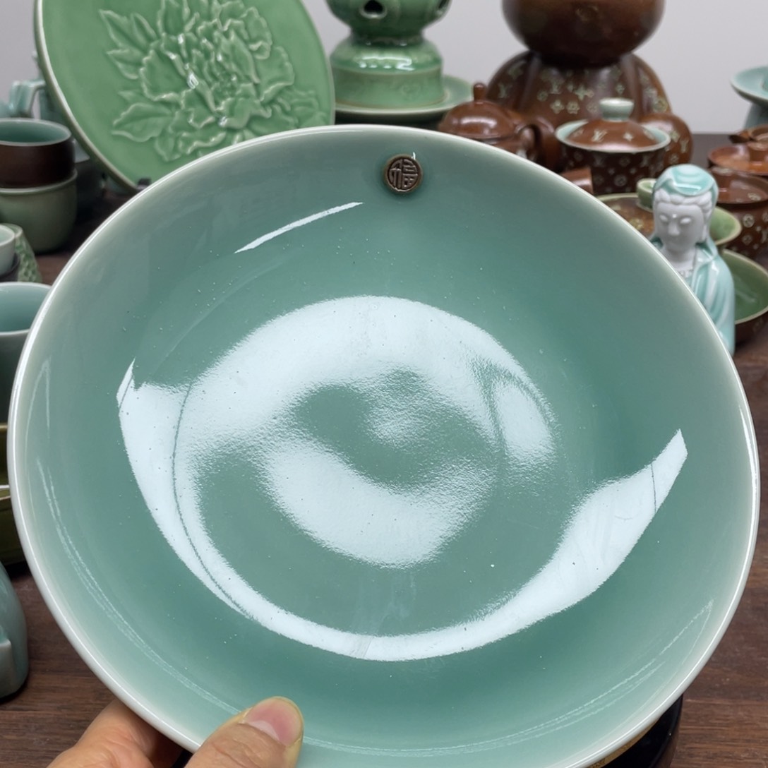 微瑕特价青瓷21厘米