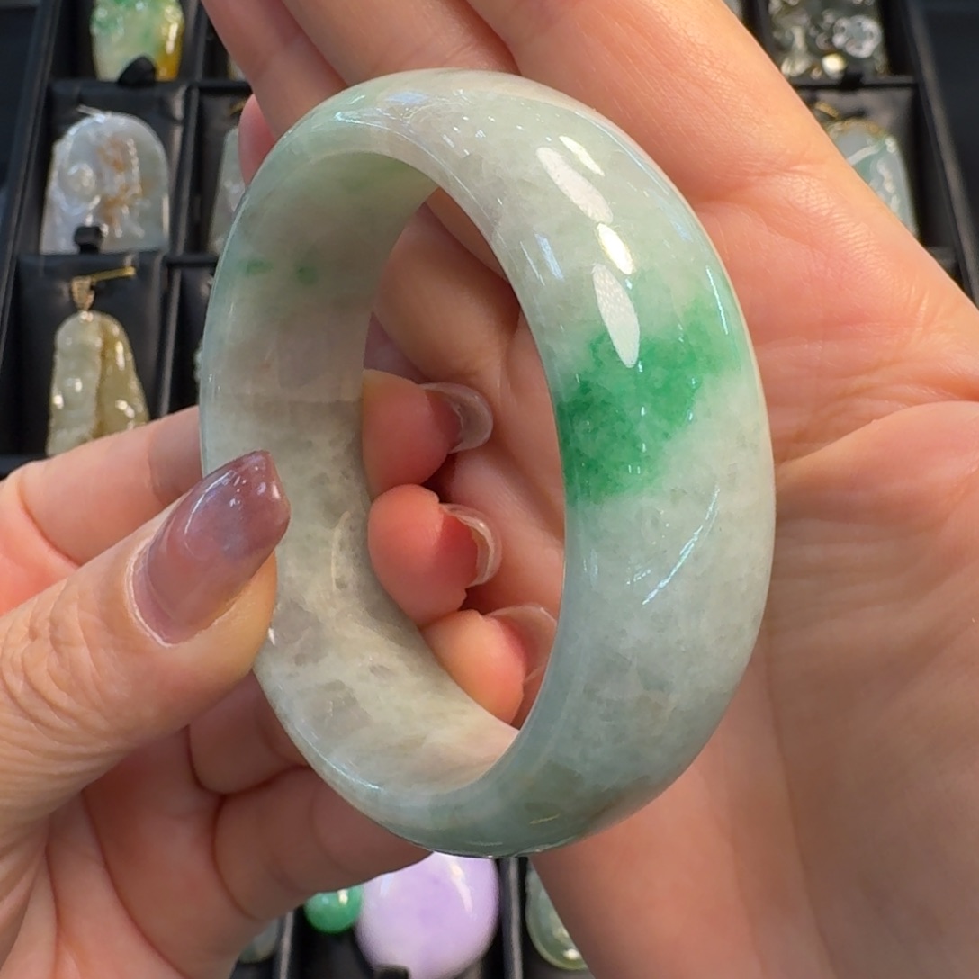 翡翠未镶嵌颈饰53-54正圈