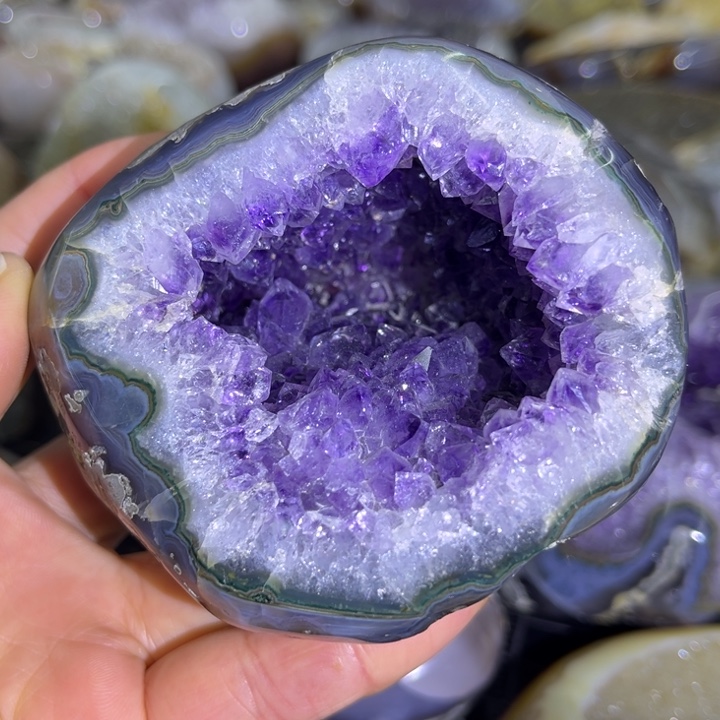 未镶嵌水晶珠宝半成品