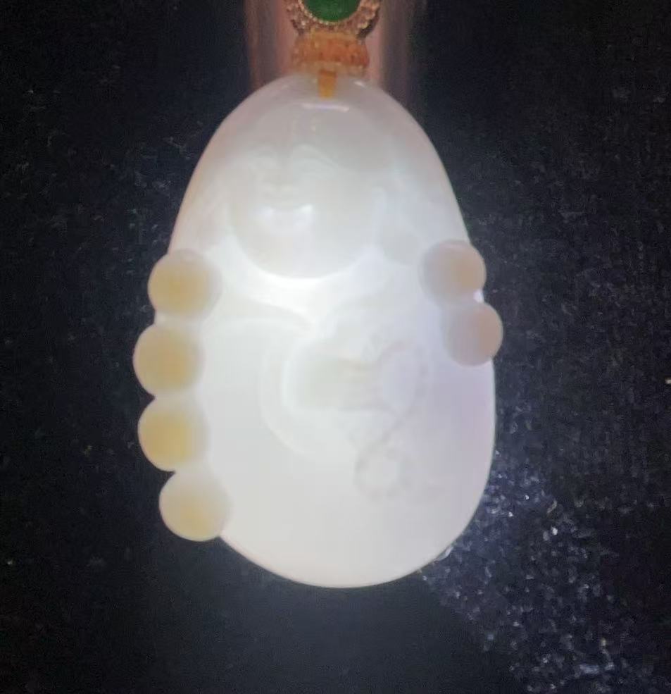 天然缅甸翡翠吊坠3019