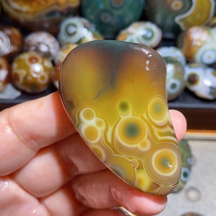 未镶嵌玛瑙/玉髓珠宝半成品137