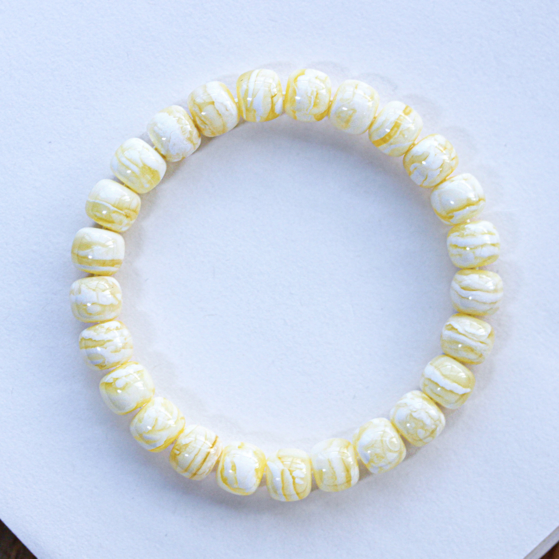 同料9mm俄料精品虎皮瓷白千层老型蜜蜡手串10.69克 精工 纹路出色