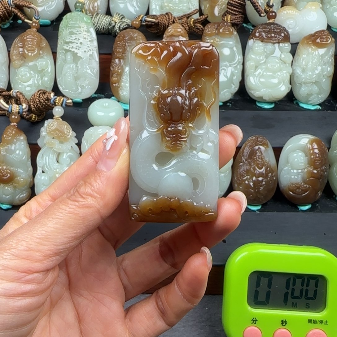 和田玉挂件未镶嵌心****安