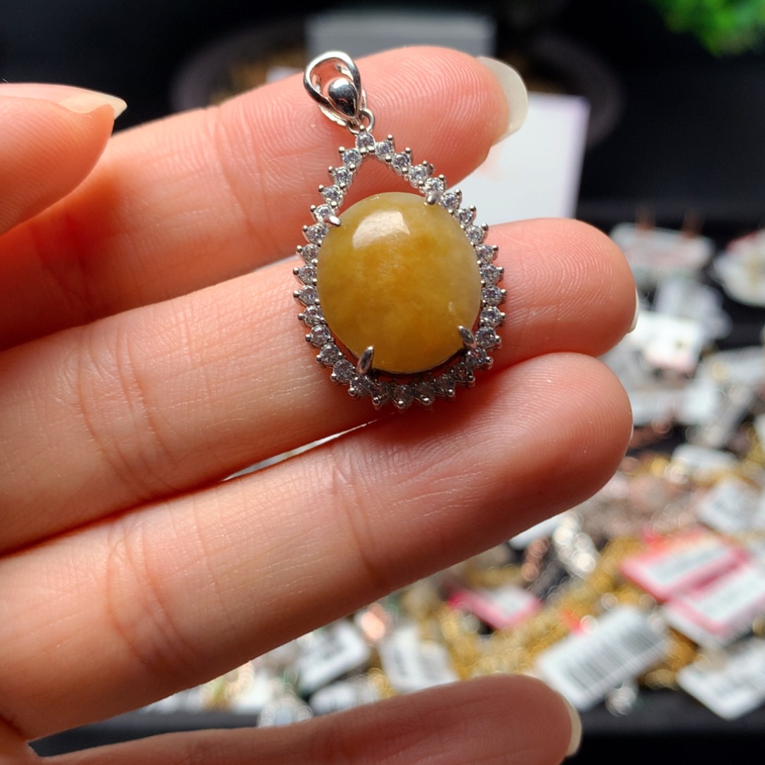 翡翠戒指银S925镶嵌天然翡翠吊坠