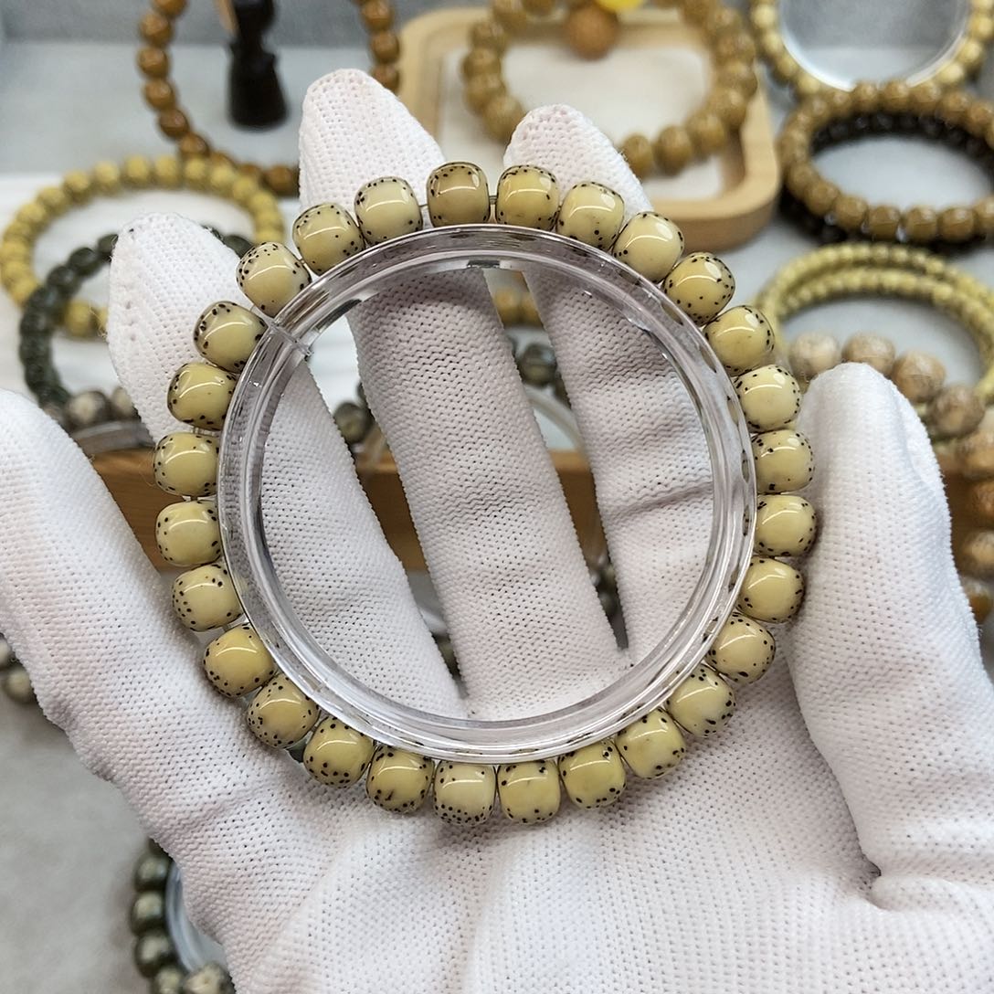 星月菩提手串8河豚