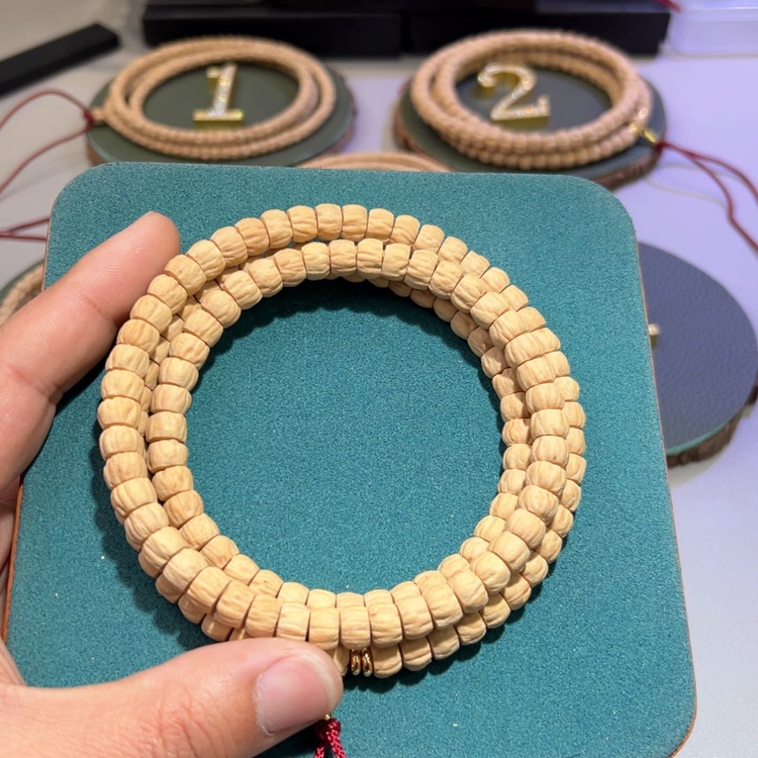 柏香籽/百香籽吊坠哈***E