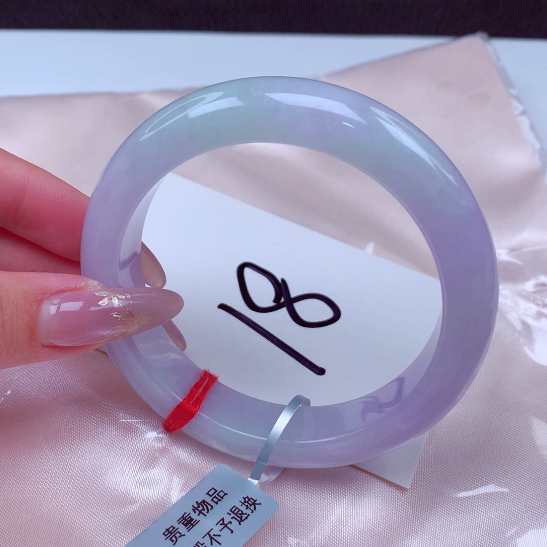 翡翠手镯未镶嵌翡翠56