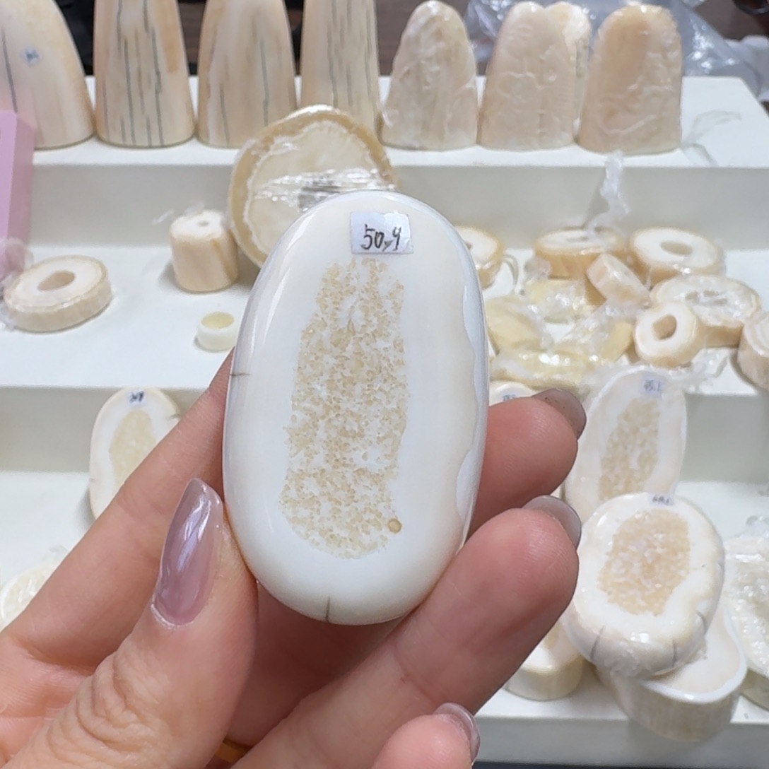 琉璃/树脂/塑料类胖饼子