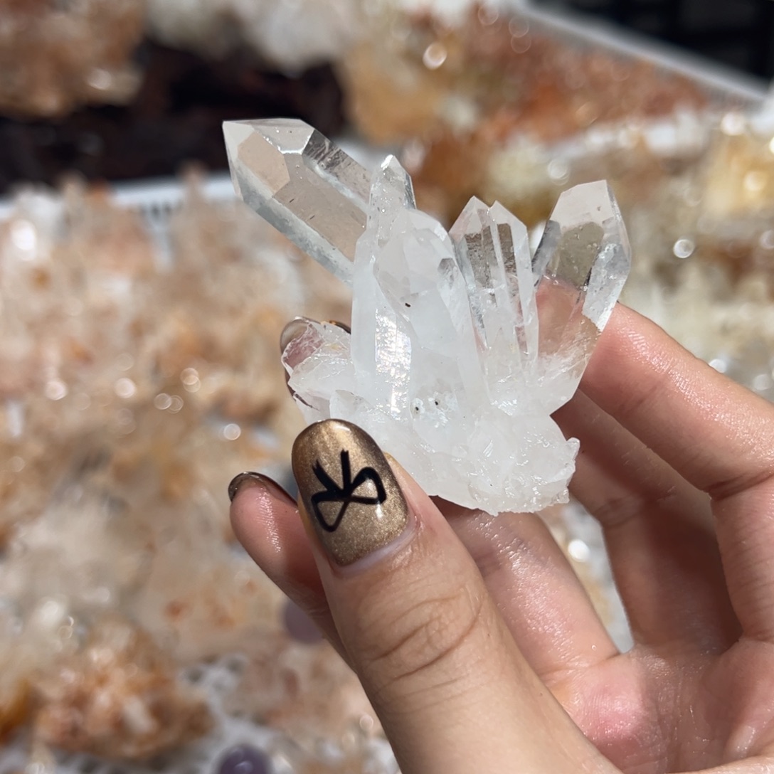 恺***未镶嵌珠宝半成品水晶