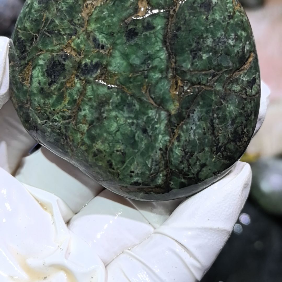 江***清藏玉药王石原石一个摆件