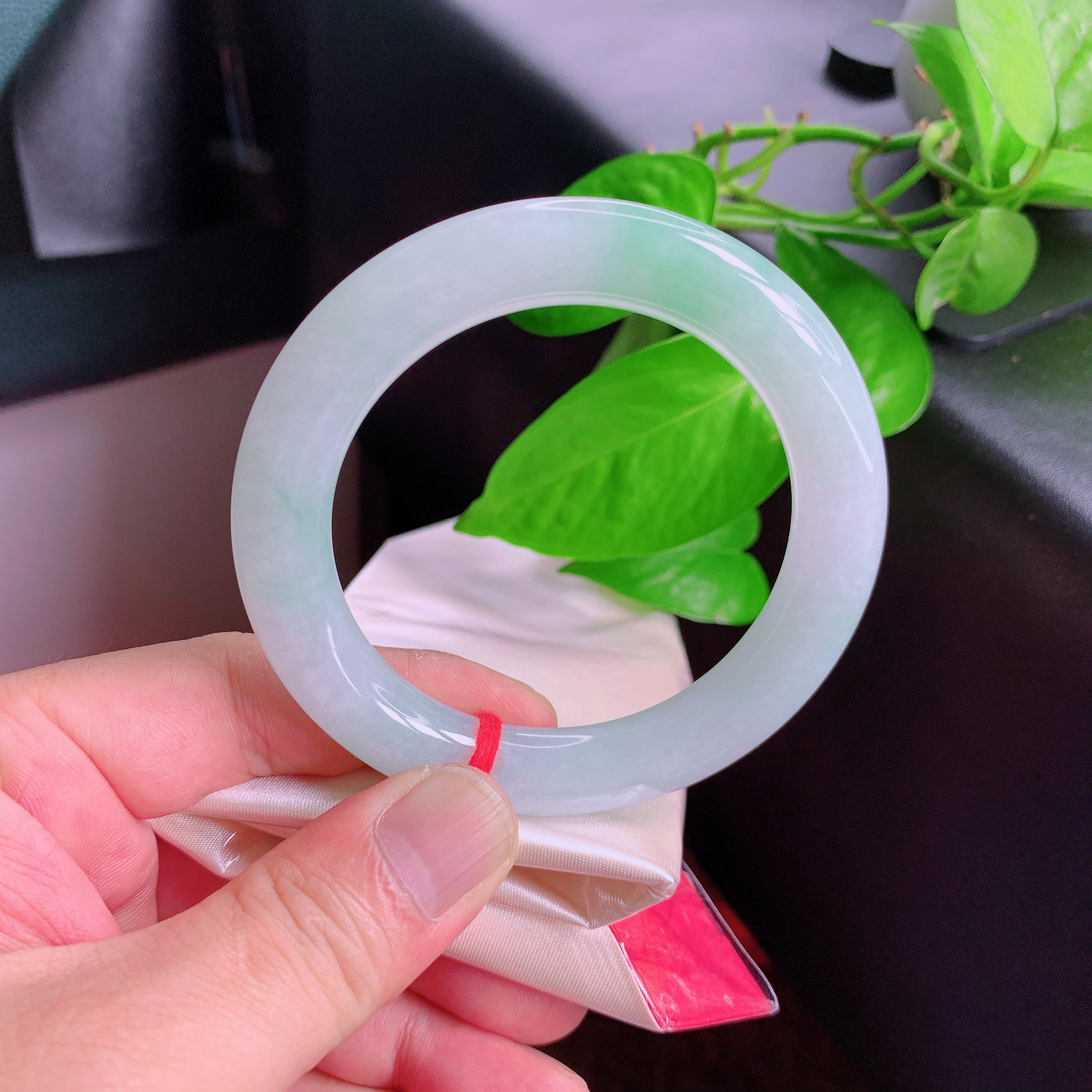 缅甸天然翡翠手镯A货60圈口