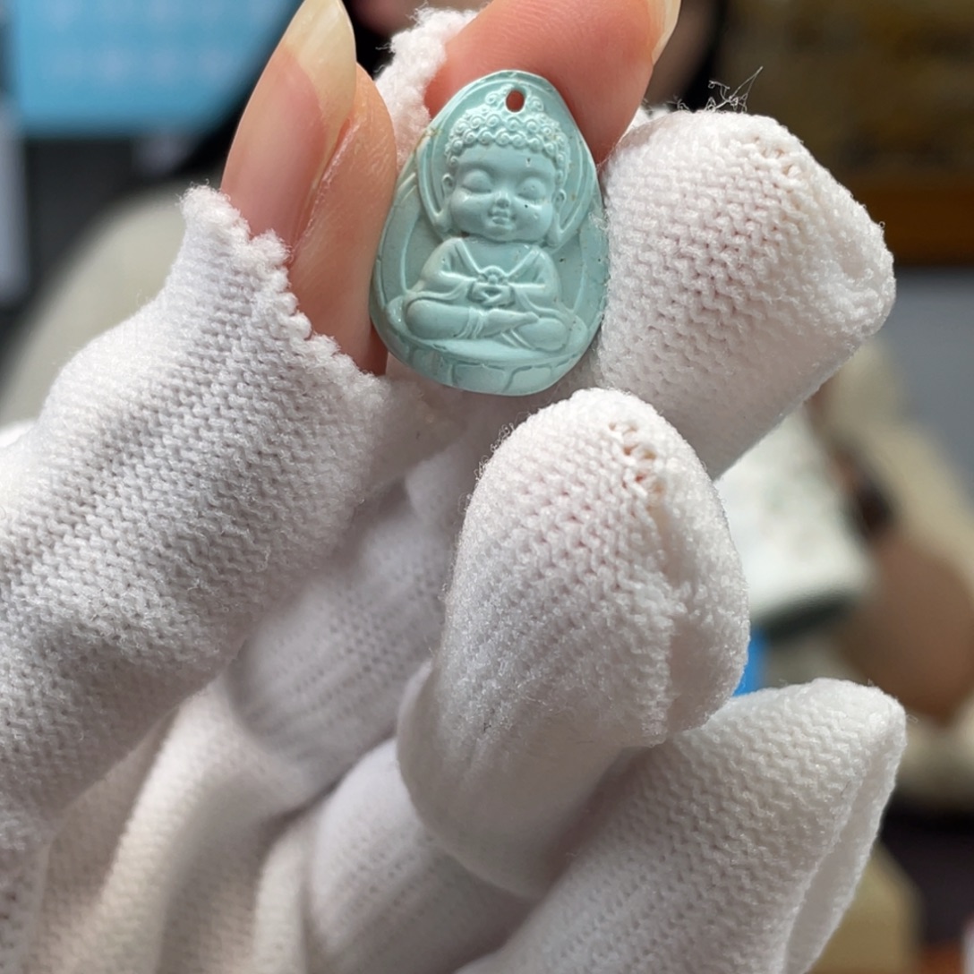 绿松石未镶嵌挂件