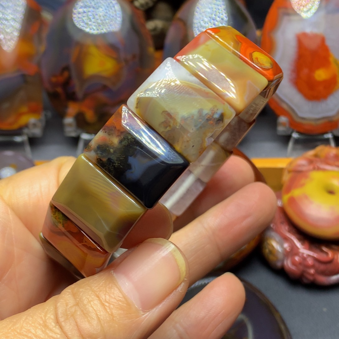 未镶嵌颈饰玛瑙/玉髓