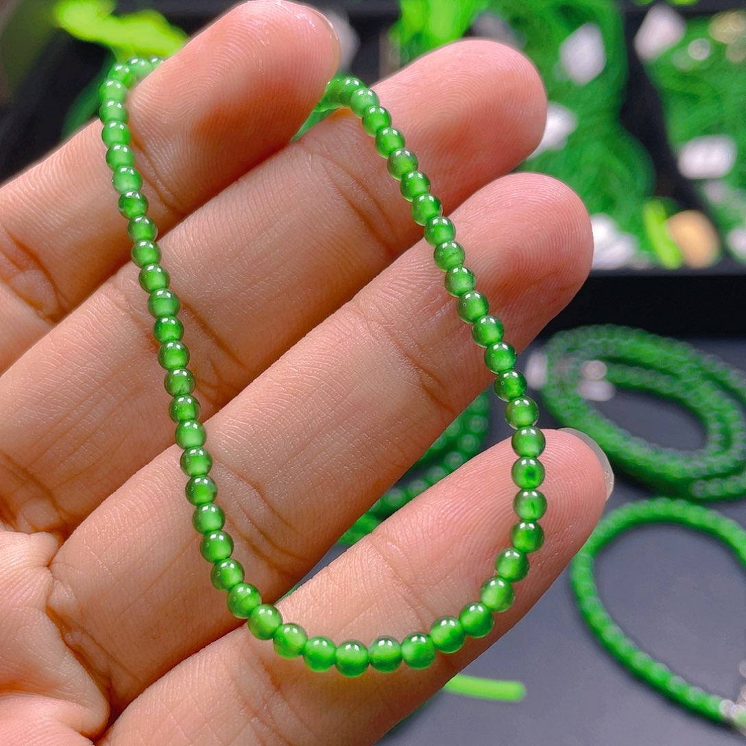 翡翠未镶嵌颈饰888888888888