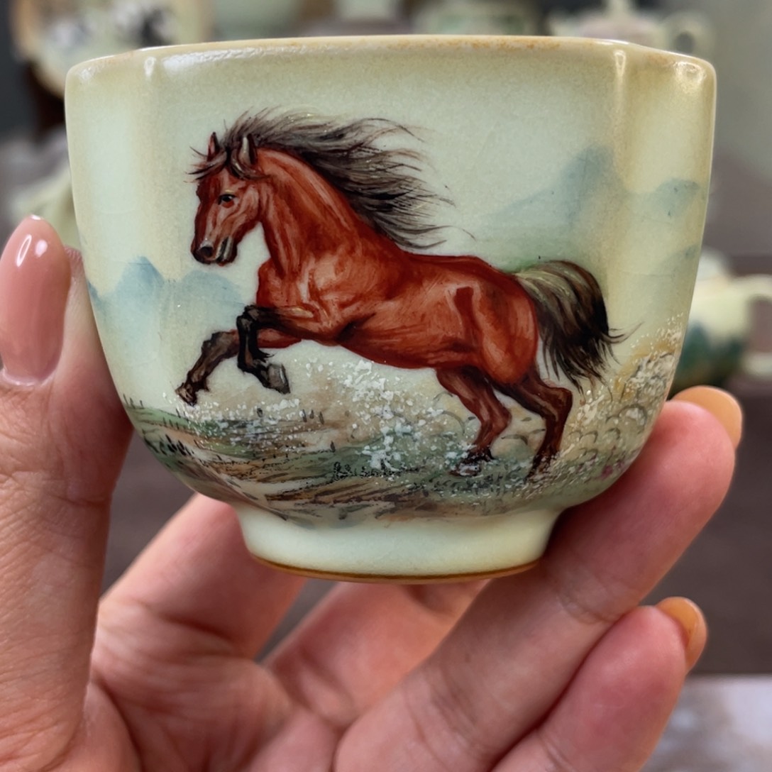 周泽堂。 余秀华。  午马