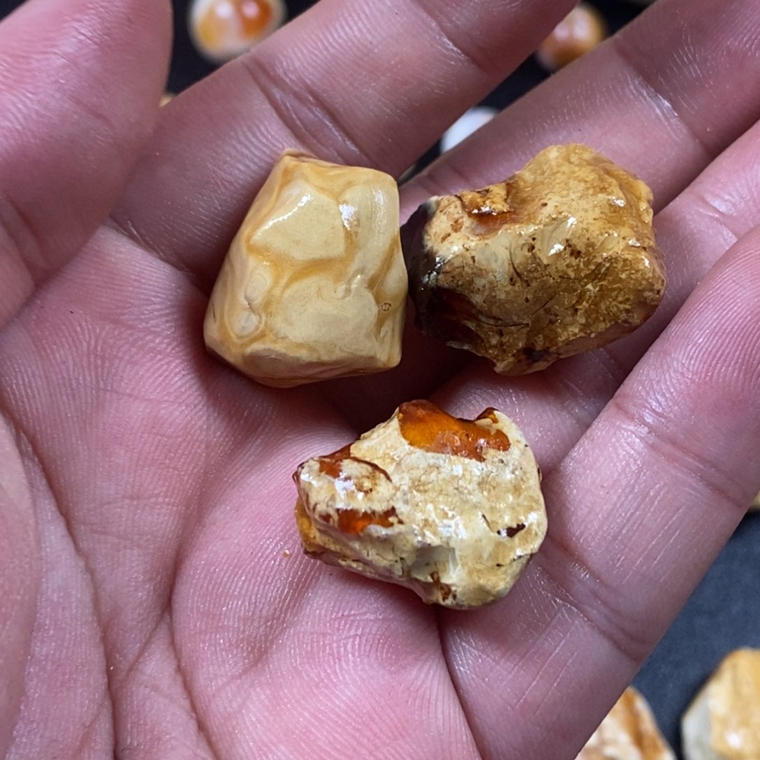 未镶嵌定制琥珀用****6