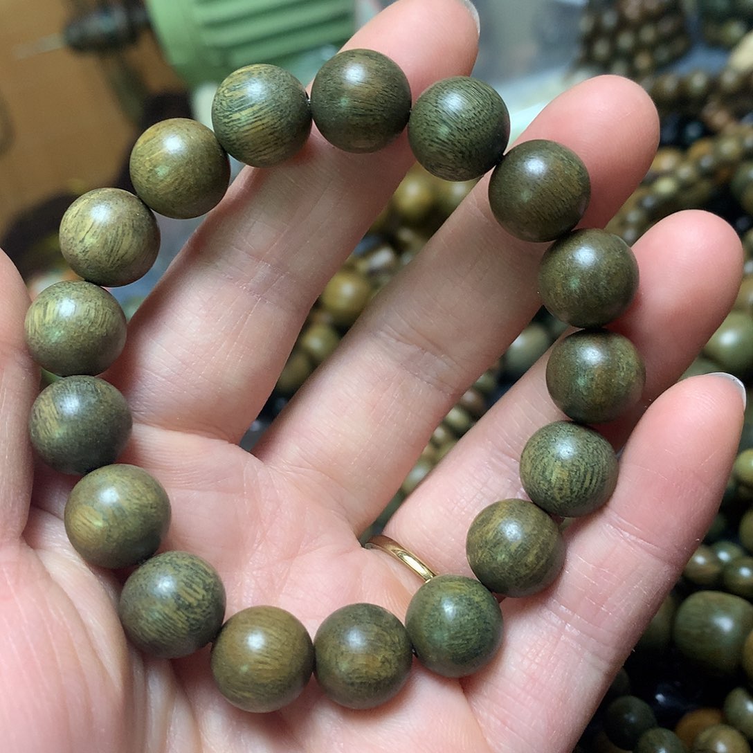 维腊木（绿檀）手串/手链东**龙