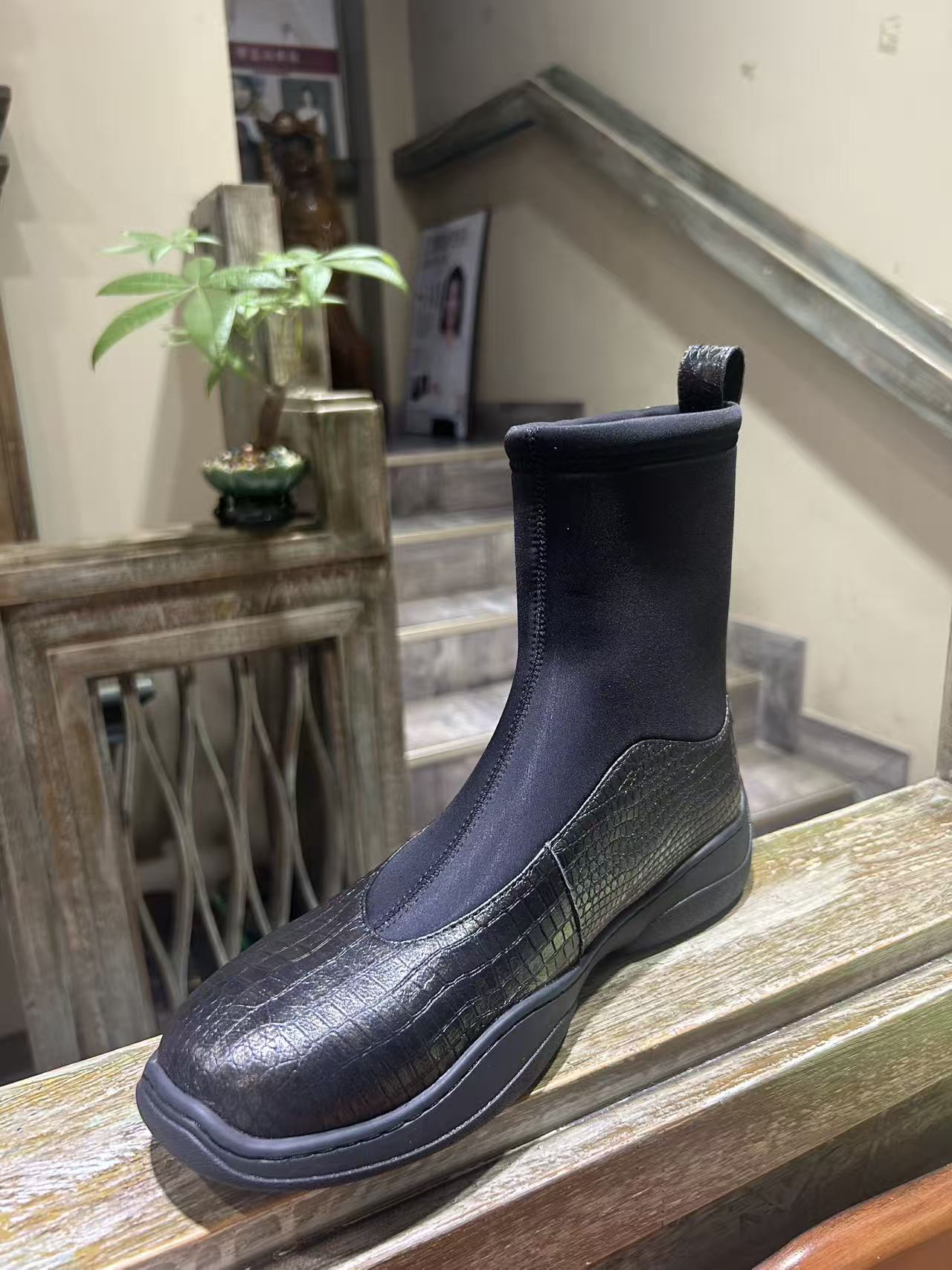 新思维时尚百搭蜥蜴纹羊皮鞋