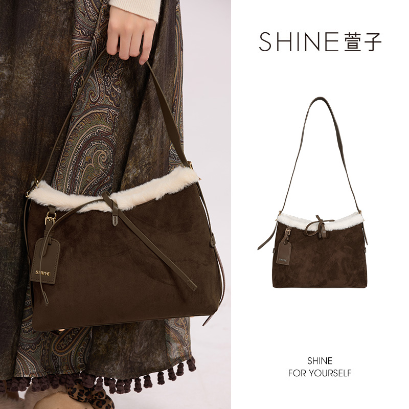 萱子秋冬时尚毛绒麂皮包包可单肩可斜挎百搭耐用