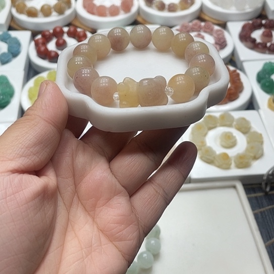石英质玉（非洲翠）合金手串