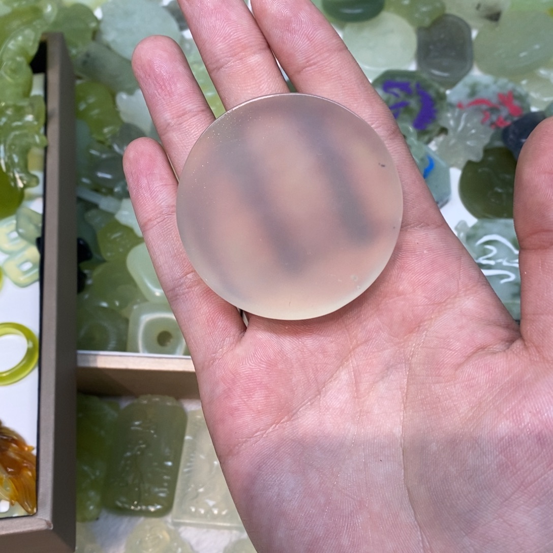 向***往岫玉未镶嵌吊坠(不含链)