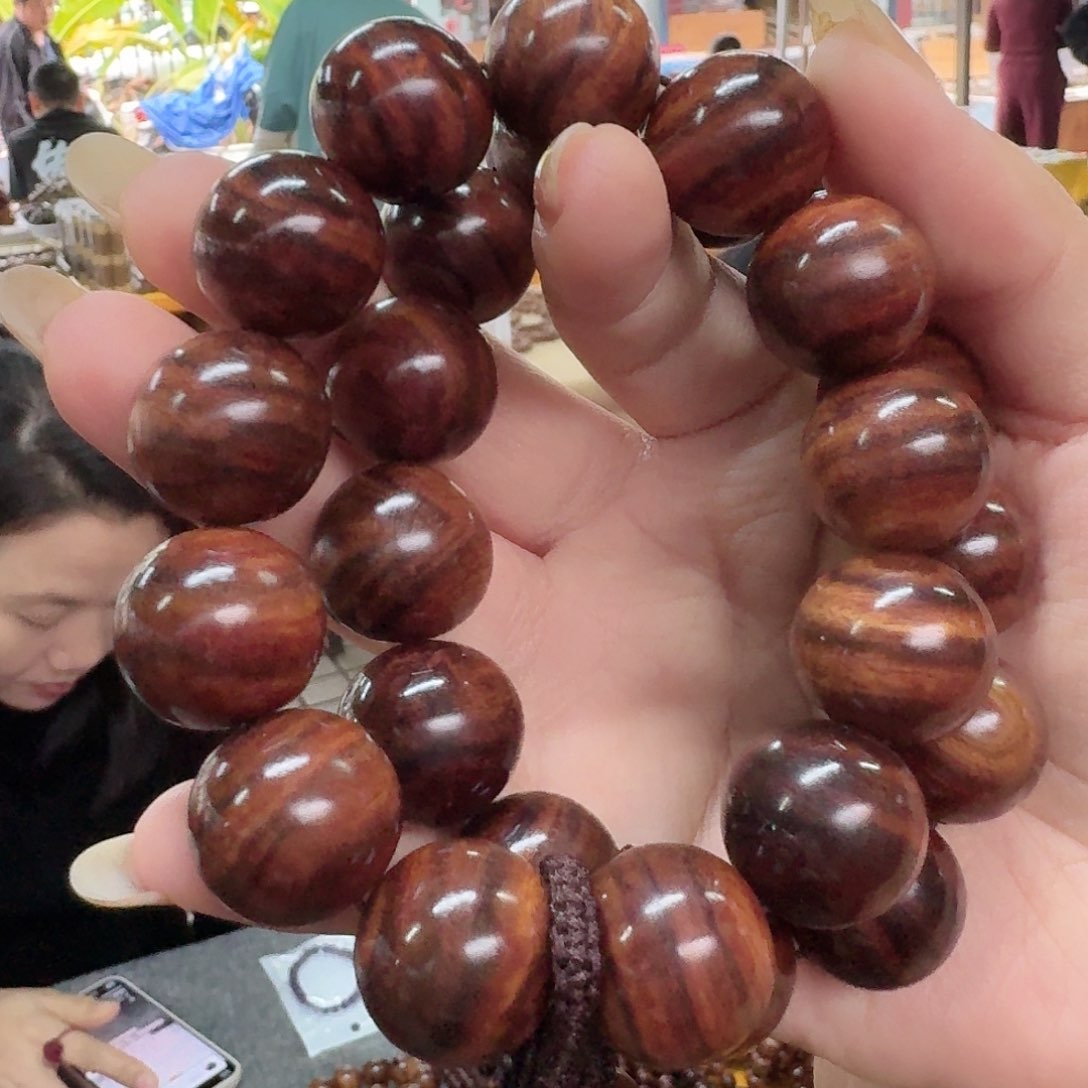 黄花梨/降香黄檀手串/手链海南黄花梨18大黑线多样性发一