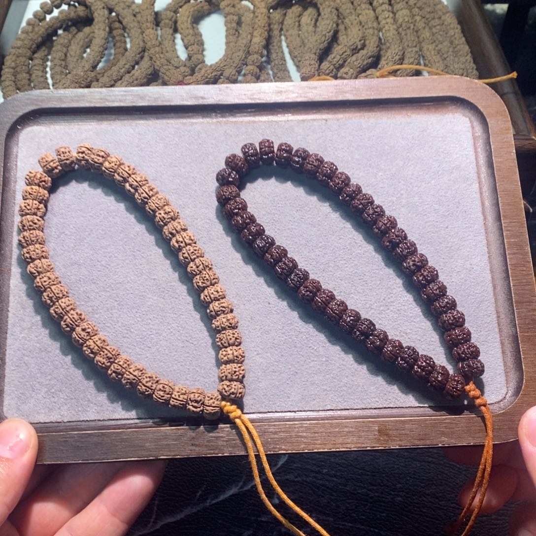 金刚菩提手串藏切凹底梅花