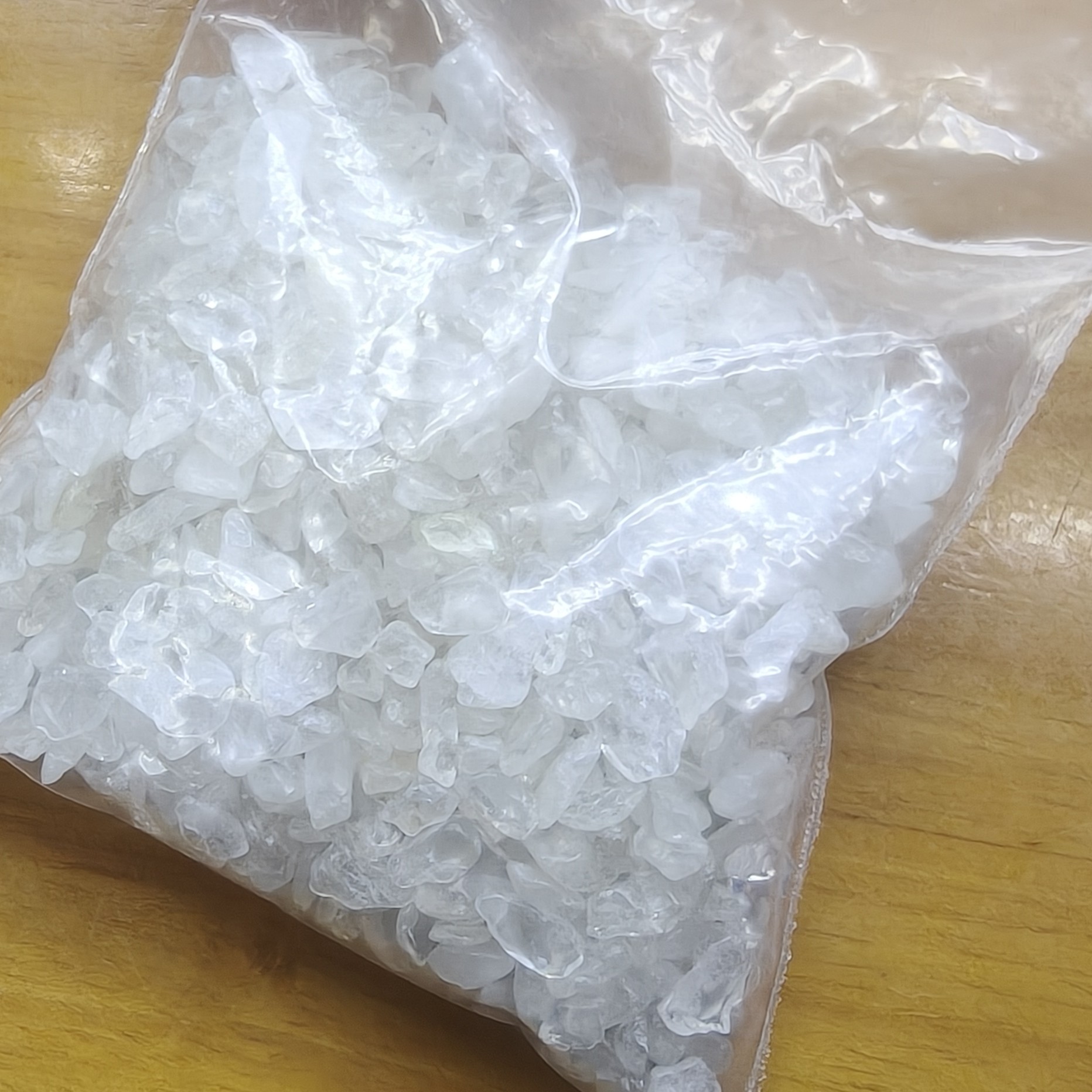 天然碎石颗粒消磁水晶原石颗粒多样性发一包