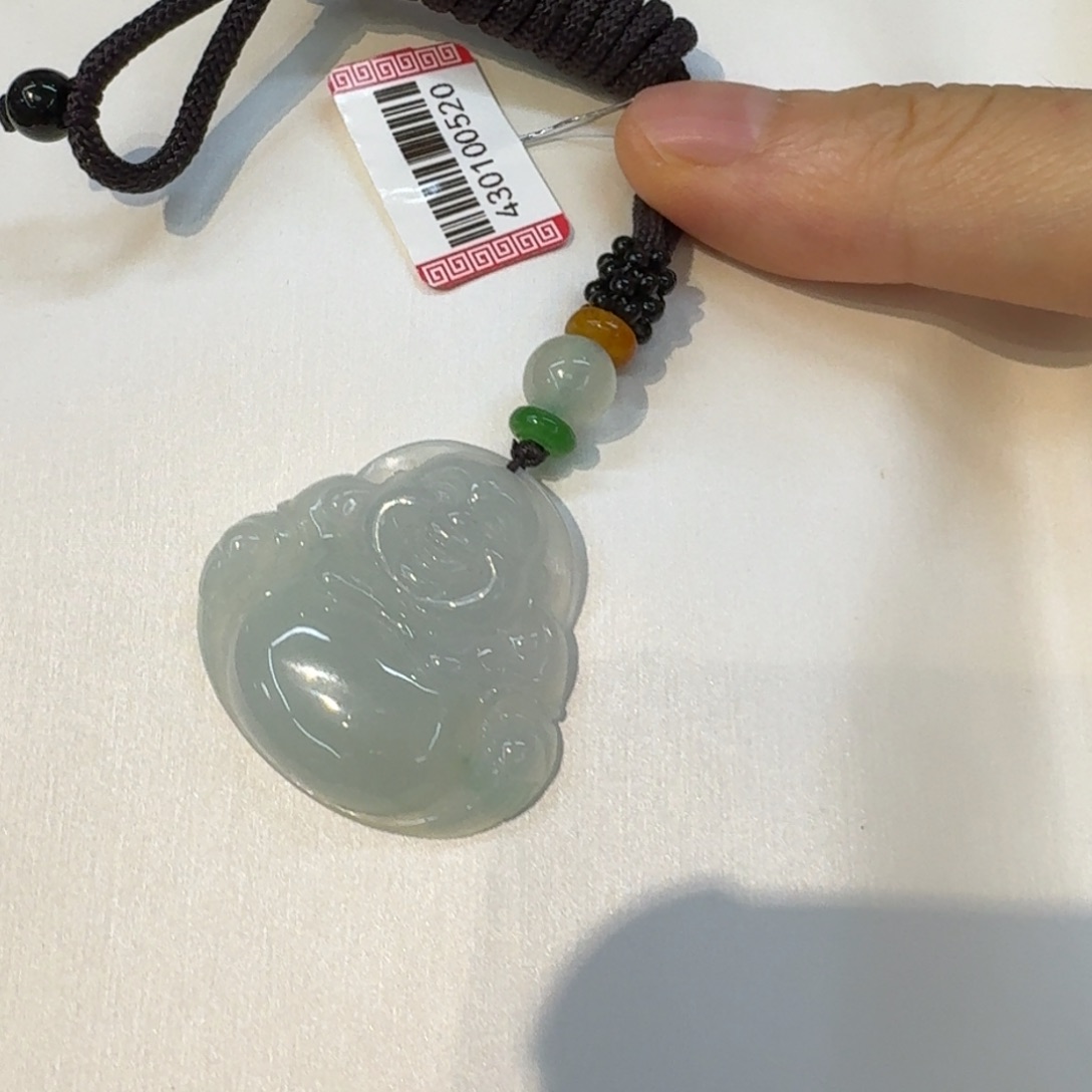 翡翠未镶嵌颈饰佛公