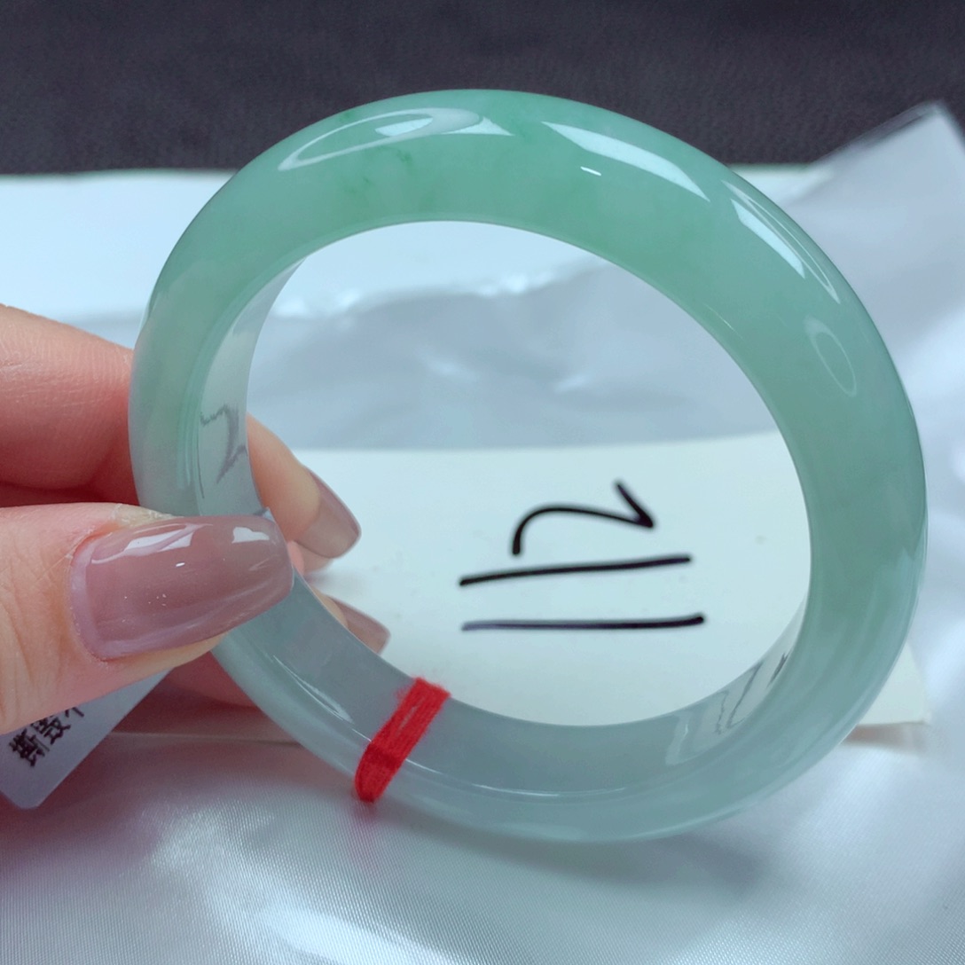 翡翠手镯未镶嵌手镯55