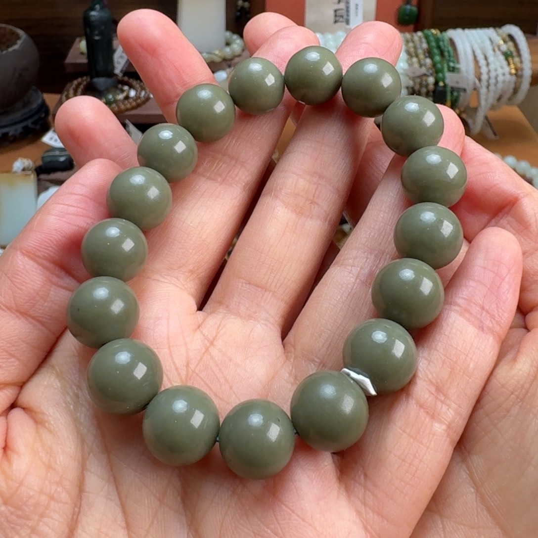 和田玉（糖玉）未镶嵌手链