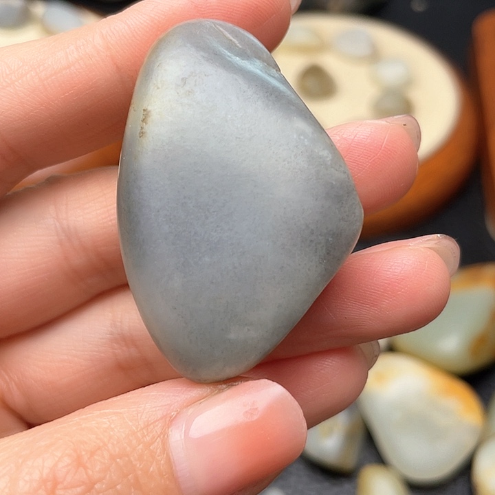 和田玉颈饰未镶嵌40