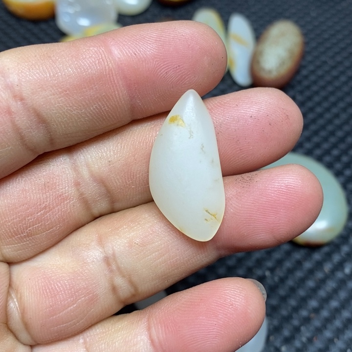 和田玉（白玉）珠宝奇石未镶嵌